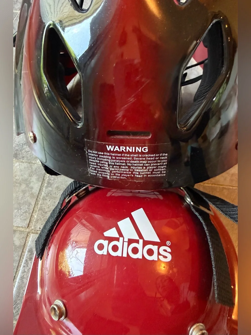 Adidas - Catcher’s Helmet